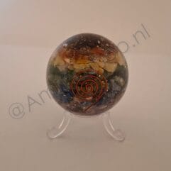 Organiet bol 7 Chakra's ± 5,5 cm met standaard